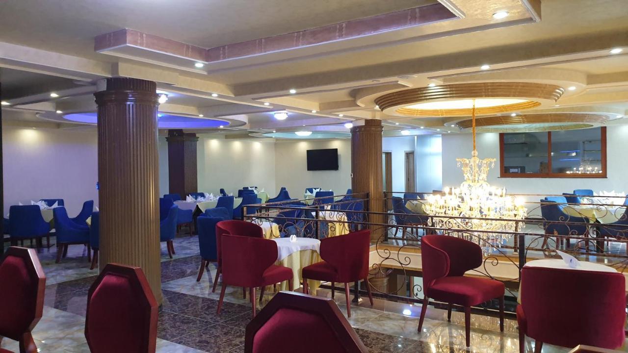 Moonlight Hotel Аддис-Абеба Экстерьер фото