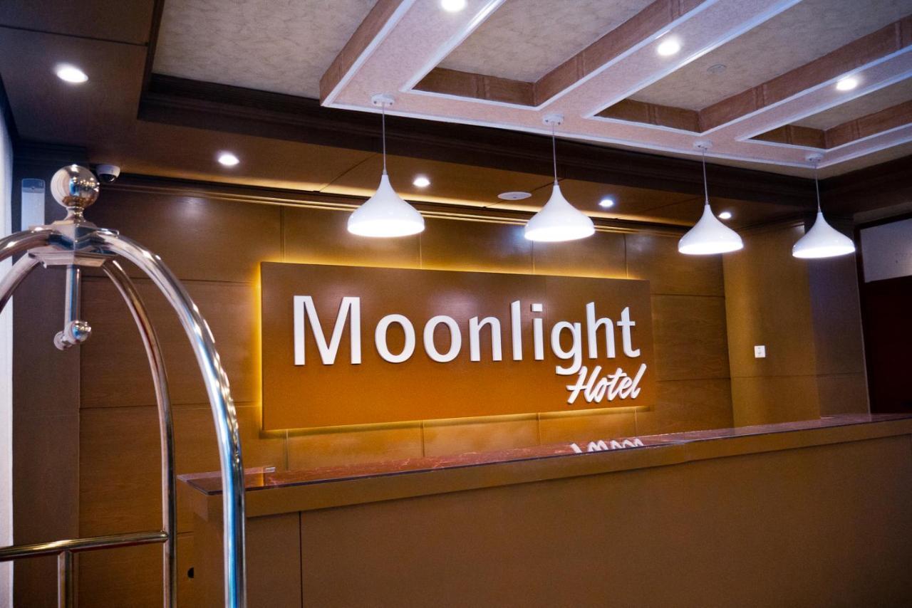 Moonlight Hotel Аддис-Абеба Экстерьер фото