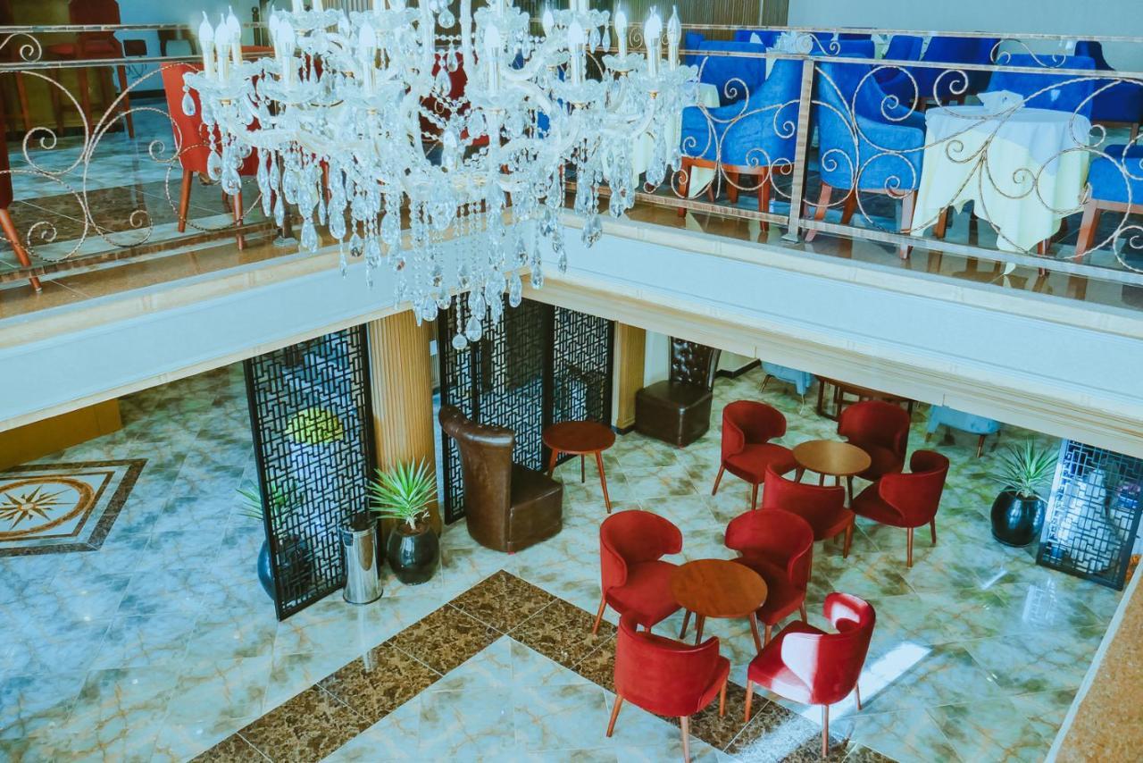 Moonlight Hotel Аддис-Абеба Экстерьер фото