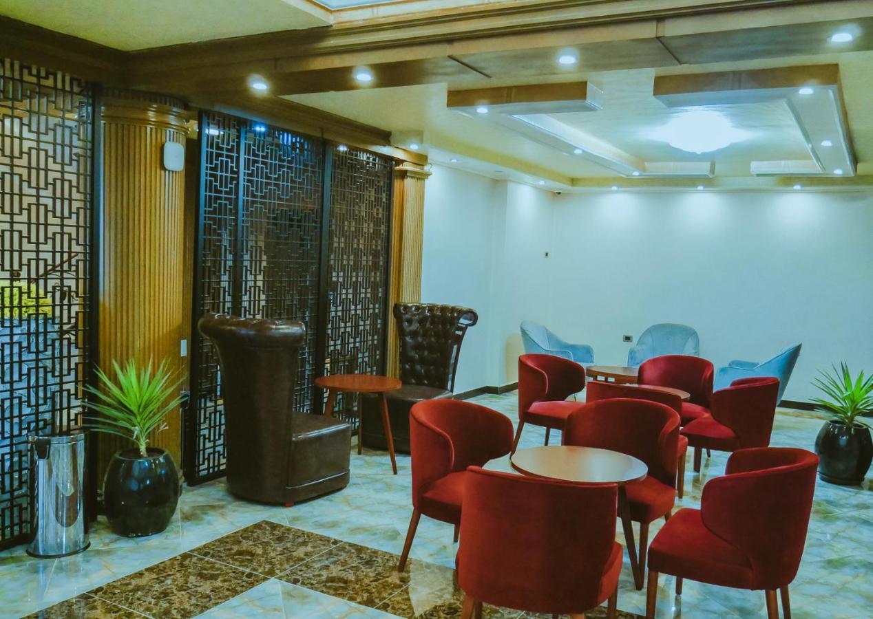 Moonlight Hotel Аддис-Абеба Экстерьер фото