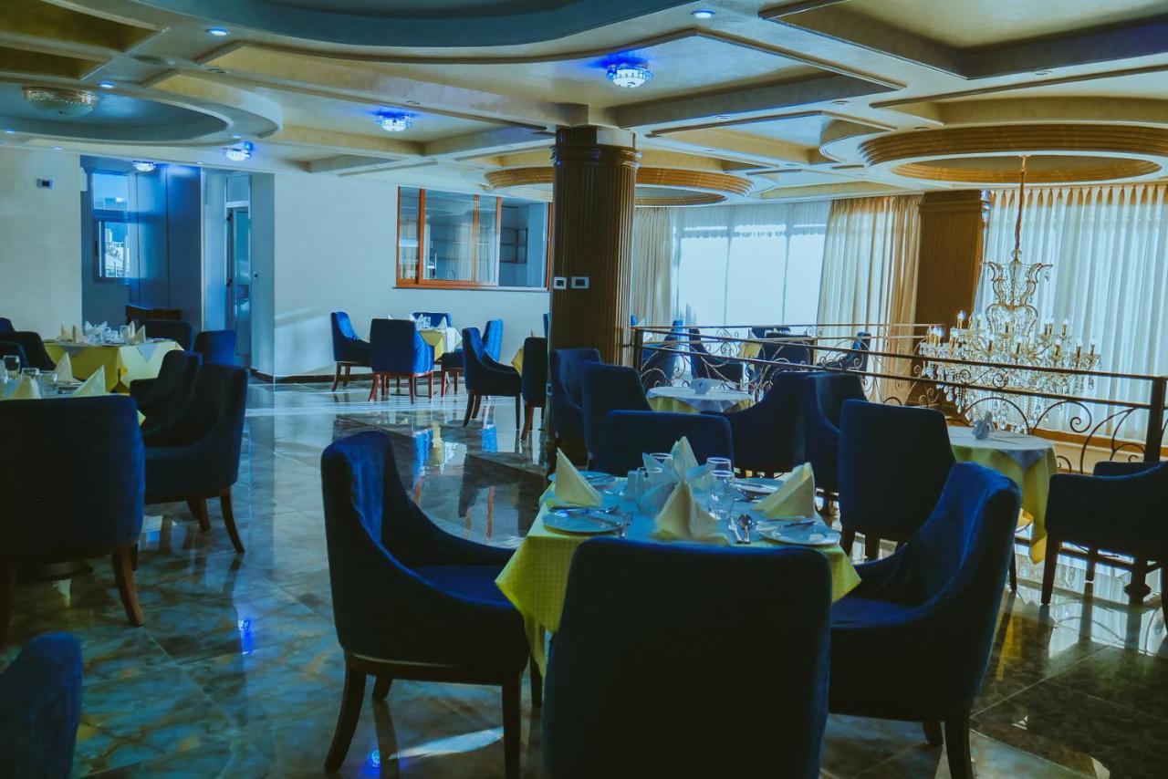 Moonlight Hotel Аддис-Абеба Экстерьер фото