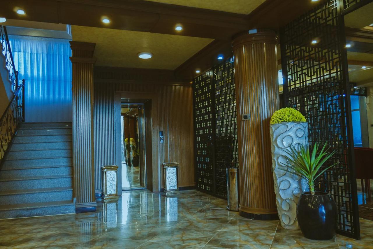 Moonlight Hotel Аддис-Абеба Экстерьер фото